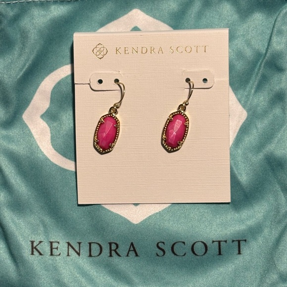 Kendra Scott Jewelry - Kendra Scott Fuchsia and Gold Earrings